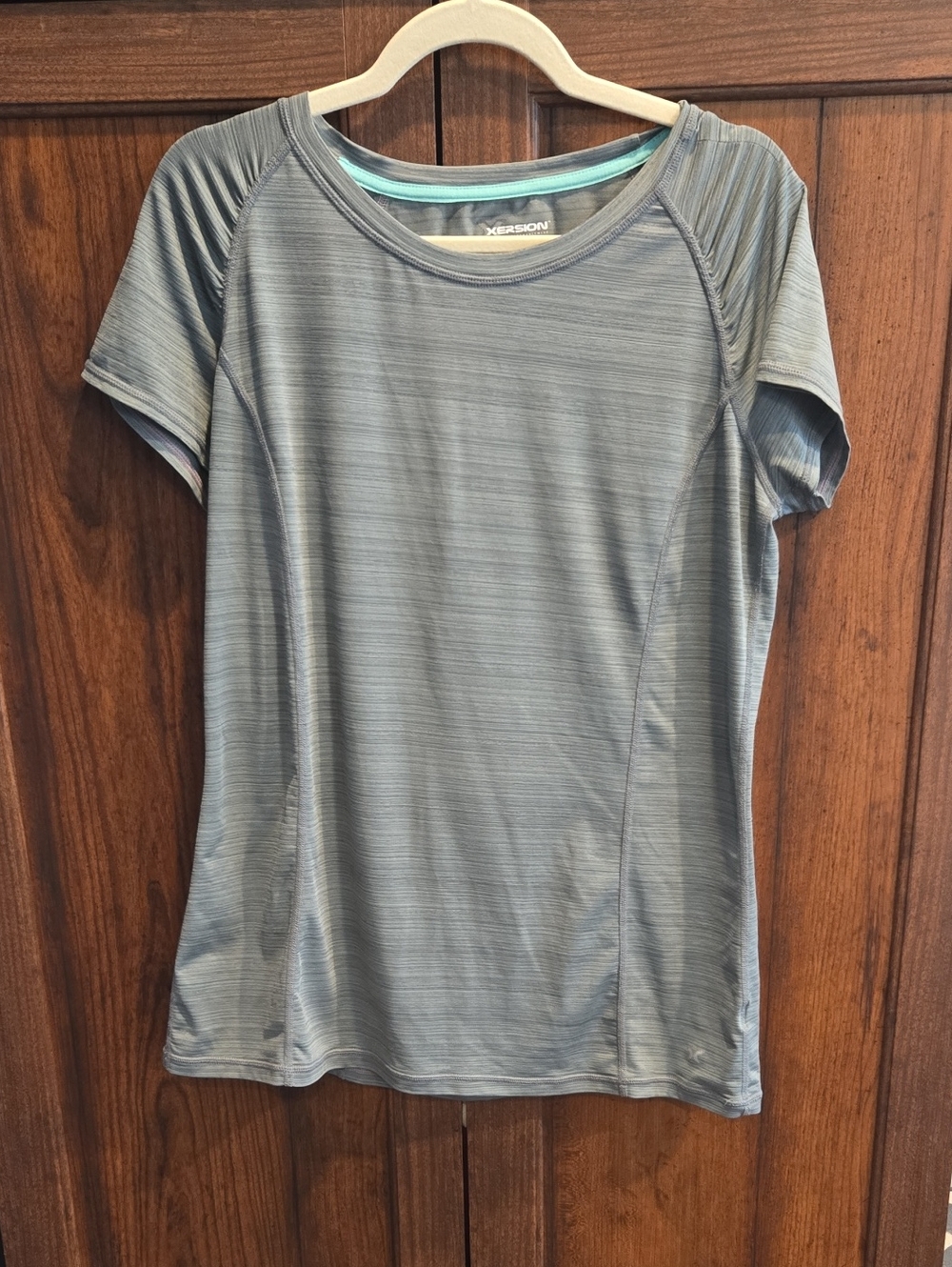 Xersion Women's Short Sleeve Performance Tee in Heather Gray